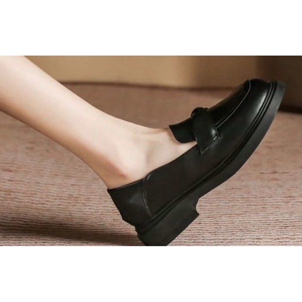 Fashionable Hot-selling Soft Loafers For Women, 2026 New Model, Low-heeled Flat Versatile Shoes, Retro British Style_vogvips.com