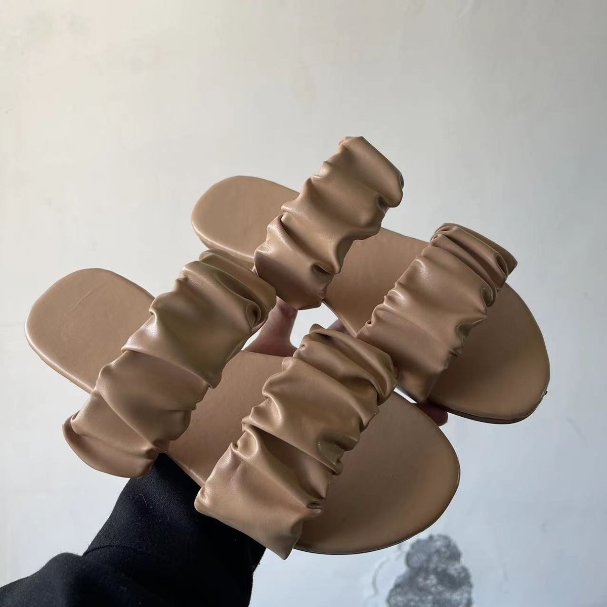 Summer Women's Handmade Flat Slippers European And American Style Pleated Sandals_vogvips.com