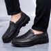 Foot Cover Round Head Large Size Shoes Thick Sole Men's Outdoor Casual Shoes Soft Sole Dad Sewing Line Men's Leather Shoes_vogvips.com