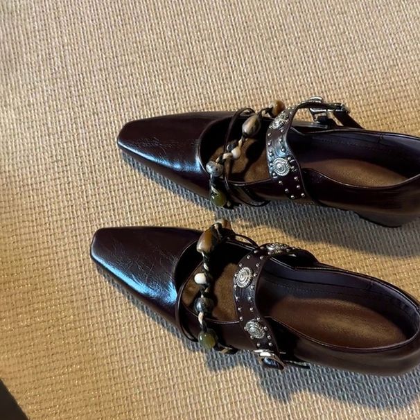 Retro-style Studded Beaded Square-toed Mary Jane Internal Height Increase For Women, Shallow Cut With A Strap, Elegant_vogvips.com