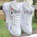 ShoeVault Men's Basketball Autumn Winter Warm Leather Waterproof Sports Trendy Versatile Odor-Resistant Wear-Resistant White_vogvips.com