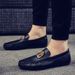 SHLIANG Men's Loafers Fashion Designer Men Moccasins Comfortable Flats Shoes High Quality Lightweight Casual Shoes X0010_vogvips.com