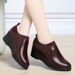 Dropshipping Wedge For Women 2024 New Style Middle-aged Elderly Flat Women's Soft Leather Mom Spring And Autumn Single_vogvips.com