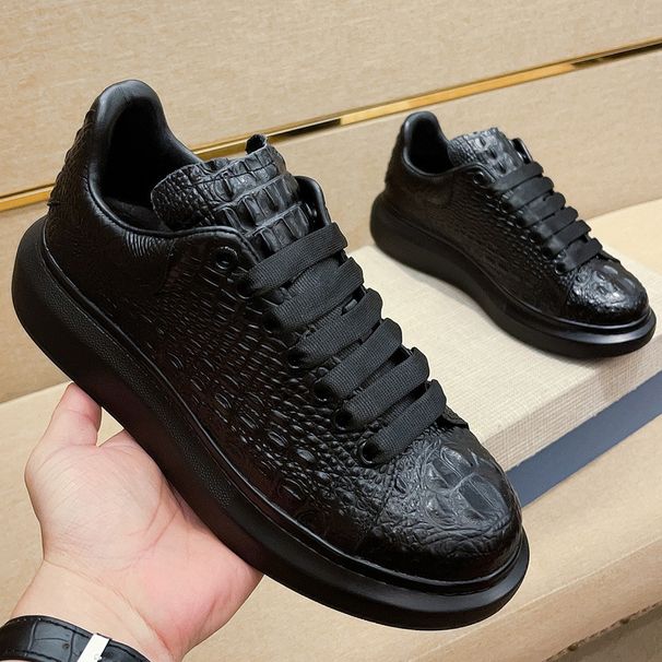 2023 New Summer Crocodile Pattern Black Men's Breathable For Running And Leisure Sports Board Shoes_vogvips.com