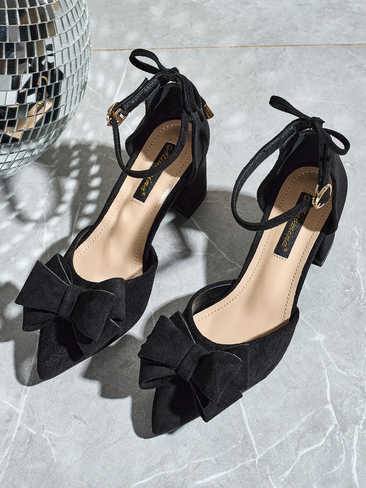 Cross-border Dropshipping 2026 Spring New Style Shoes: Hollow-out Shoes, Shallow Pointed-toe High Heels, Bow-tie_vogvips.com