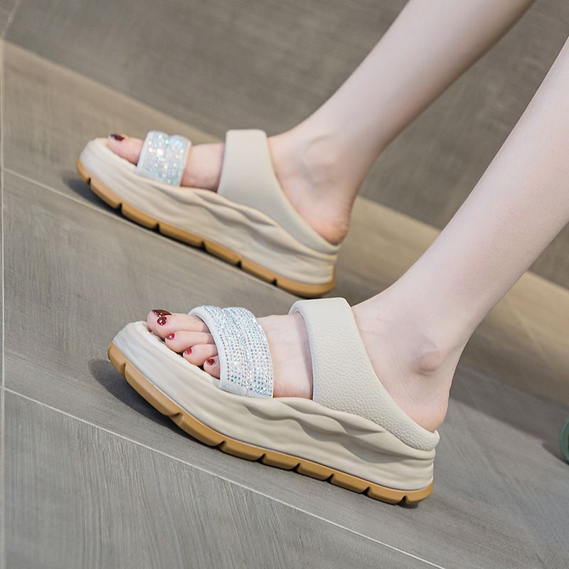 Thick-bottomed Outer Wear Heightening Women's Breathable And Versatile Casual Slippers With Water Diamonds, One-word Cool Slippers_vogvips.com