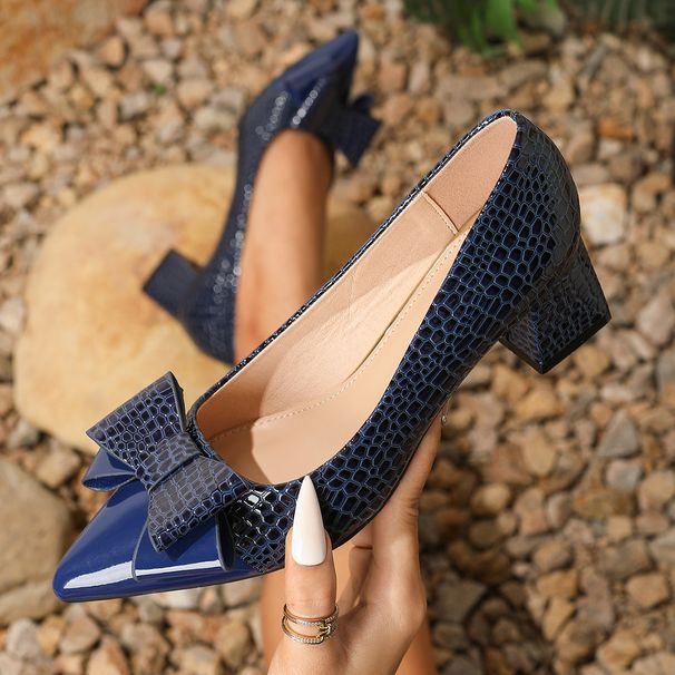 Slip-on chunky heels New comfortable pointy bow plus size women's high heels_vogvips.com