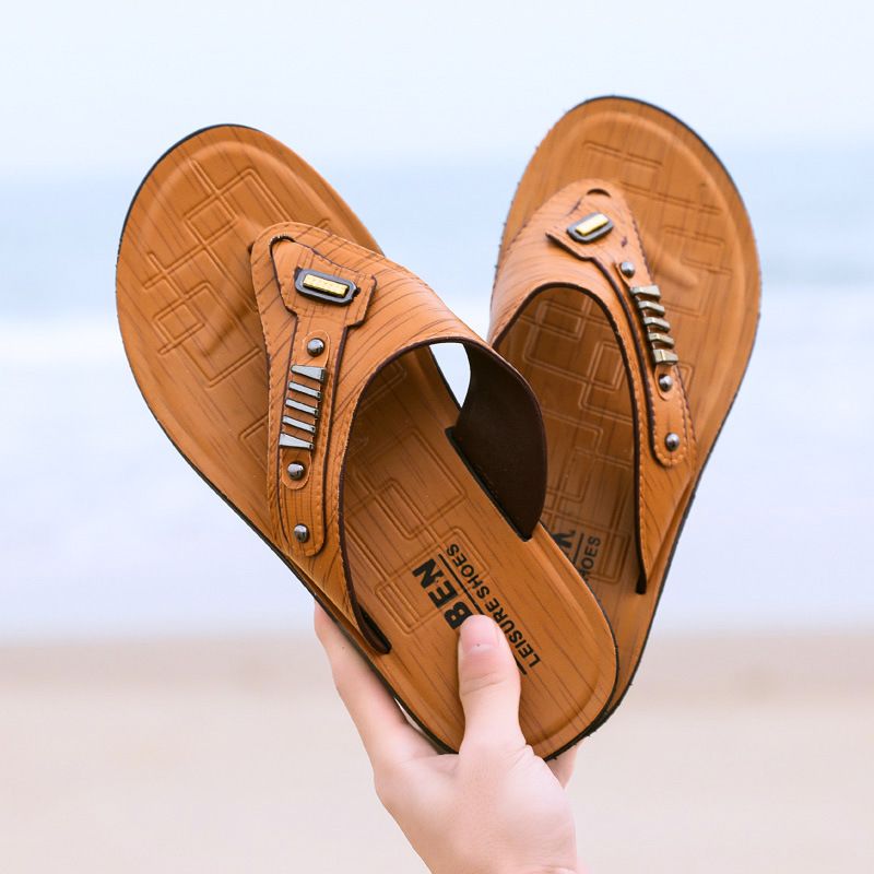 Unbeatable Quality Men's Fashionable With Flops, Flat Bottomed Shoes, Lightweight And Soft Soled Men's Flip Flops For Beach Sports_vogvips.com