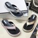 Silver Flip-Flops Wome, Tredy Summer Outdoor Fashio Soft Sole Toe-Post Beach Sadals, No-Slip Cool Slippers For_vogvips.com