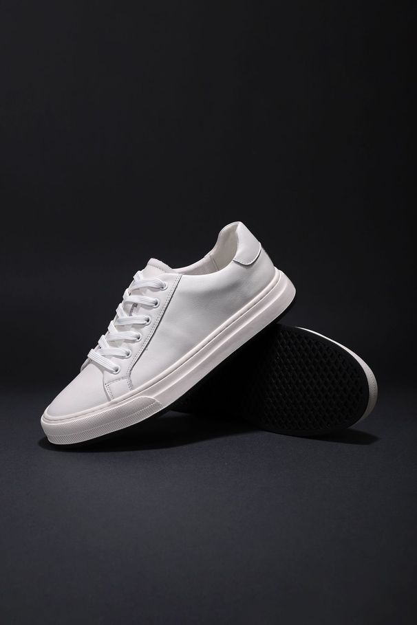 Summer Cowhide Casual Versatile Board Fashionable Low Top White Shoes, Trendy And Comfortable Korean Version Men's Shoes_vogvips.com