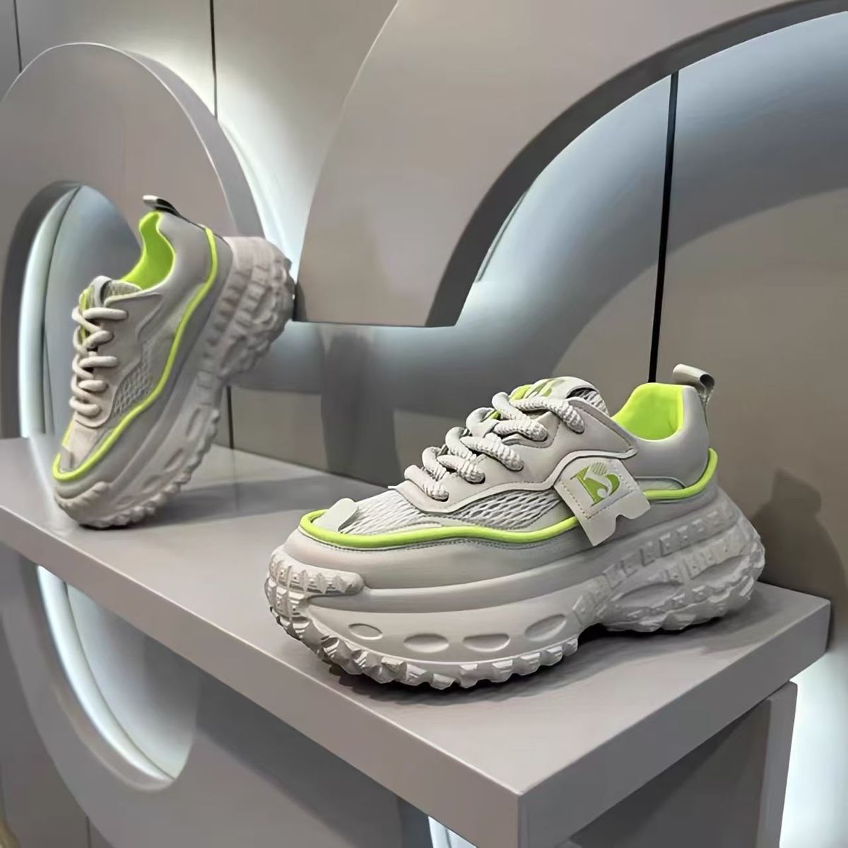 Men's Casual Sneakers With Breathable Mesh Upper, Cushioned Rubber Sole For Comfort, Lightweight Walking Shoes Low-Top Lace-Up Design_vogvips.com
