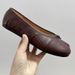 Tabi Split Toe For Women 2025 New Niche Pleated Ballet Pig Trotters Shallow Mouth Bow Flat Sole Shoes_vogvips.com