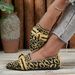 Women's Pointed Toe Flyknit Flat Shoes Slip-On Plus Size Spring Style Easy Wear Single Shoes_vogvips.com