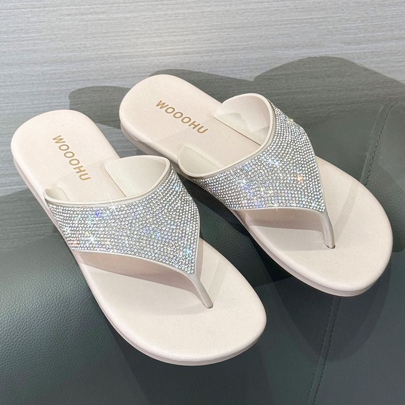 2026 Summr Nw Anti-Slip Outdoor Flip-Flops For Womn, Thick-Sold Sandals, Bach Slipprs With Rhinstons,_vogvips.com