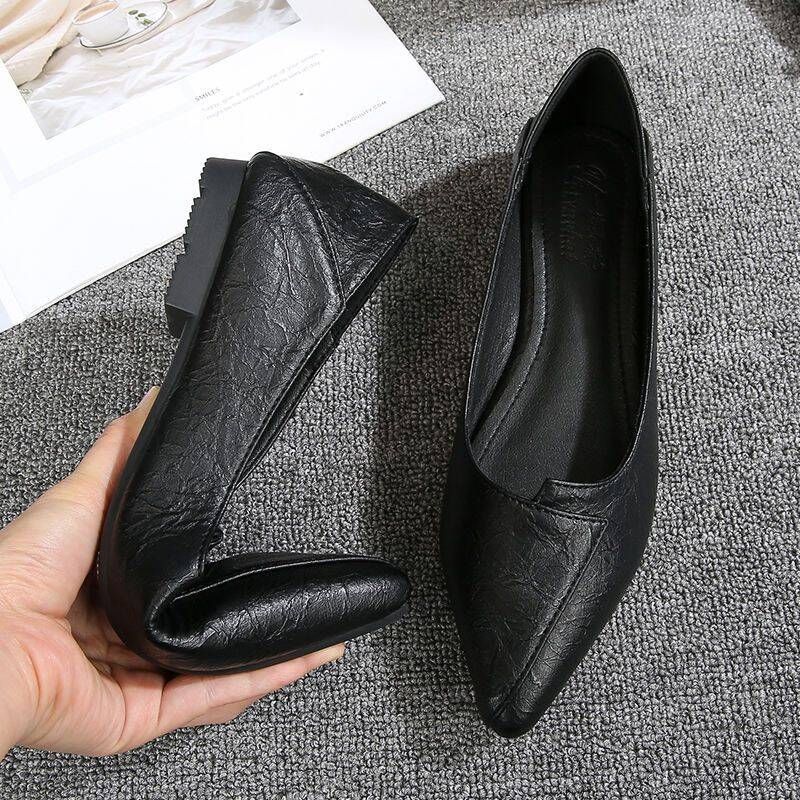 Women's Black Work 2026 New Model Office Soft-soled Flat Professional Flight Attendant Women's Pointed-toe Leather Shoes_vogvips.com