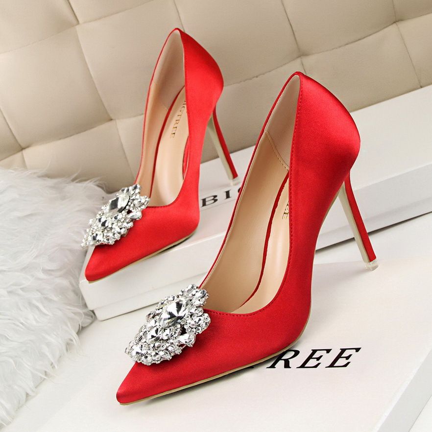 516-5 Korean Style Women's Thin High Heel Sexy Slimming Shallow Mouth Pointed Toe Shiny Rhinestone Buckle Single Shoes_vogvips.com