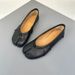 Tabi Split Toe For Women 2025 New Niche Pleated Ballet Pig Trotters Shallow Mouth Bow Flat Sole Shoes_vogvips.com