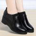 Dropshipping Wedge For Women 2024 New Style Middle-aged Elderly Flat Women's Soft Leather Mom Spring And Autumn Single_vogvips.com
