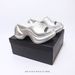 Slip On Casual Shoes For Men And Women_vogvips.com