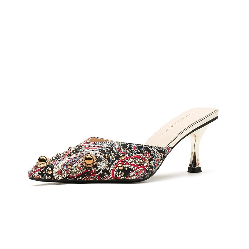 Qianluhui Exquisitely Crafted Classical Style Closed-Toe Mules With Rivet Pattern And Chinese Elements For Women High_vogvips.com