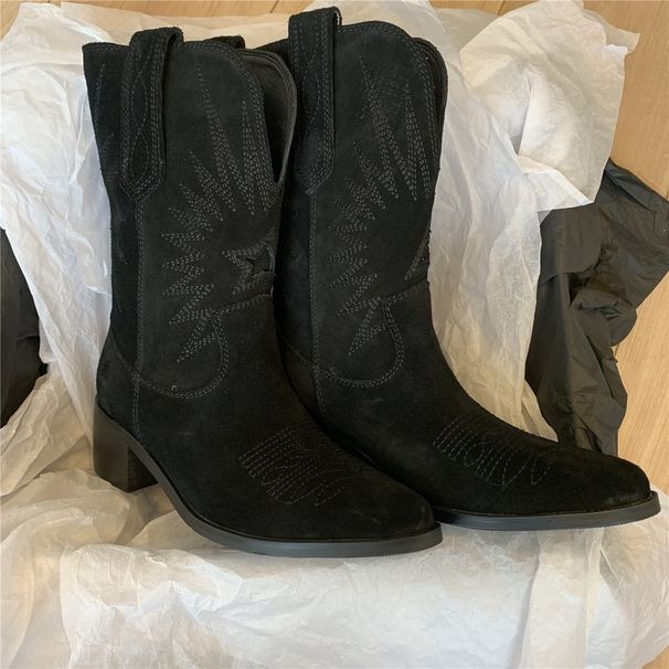 Women’s Shoes Stock Large Size Pointed Toe Chunky Heel Embroidered Sleeve Mid-calf Knight Boots_vogvips.com