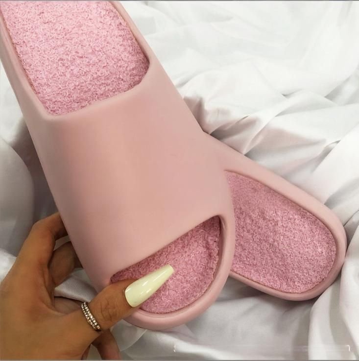 Shoes EVA Outdoor Slippers For Couples Trendy Women's Cloud Feel Sandals Thick Soled Ladies Walking Shoes For Formal & Casual For Women_vogvips.com