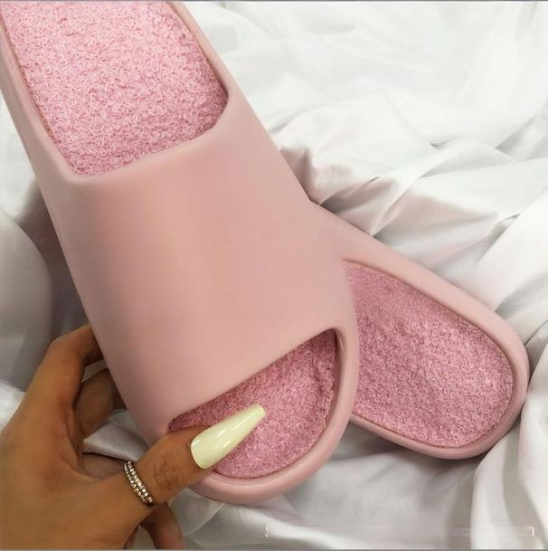 Shoes EVA Outdoor Slippers For Couples Trendy Women's Cloud Feel Sandals Thick Soled Ladies Walking Shoes For Formal & Casual For Women_vogvips.com