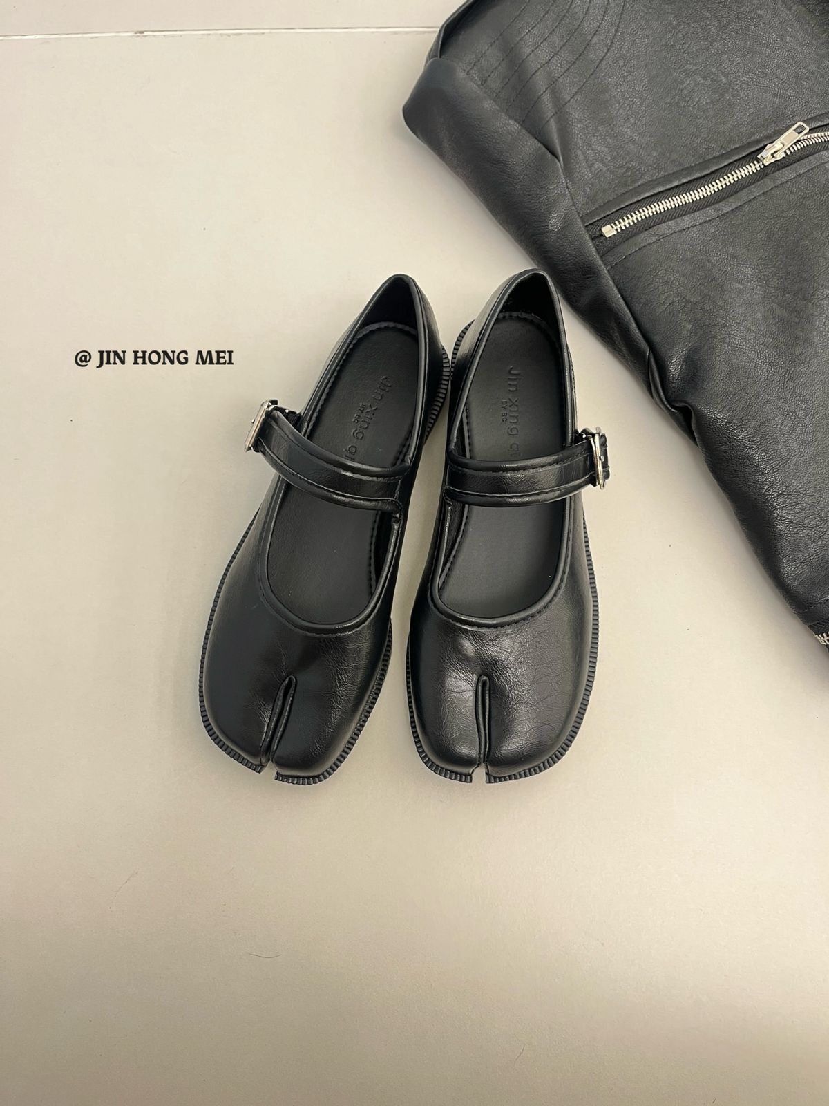 Retro Mary Jane For Women 2024 Spring/Summer New Sole Soft Surface Single Strap Fairy Shoes Gentle Flats_vogvips.com