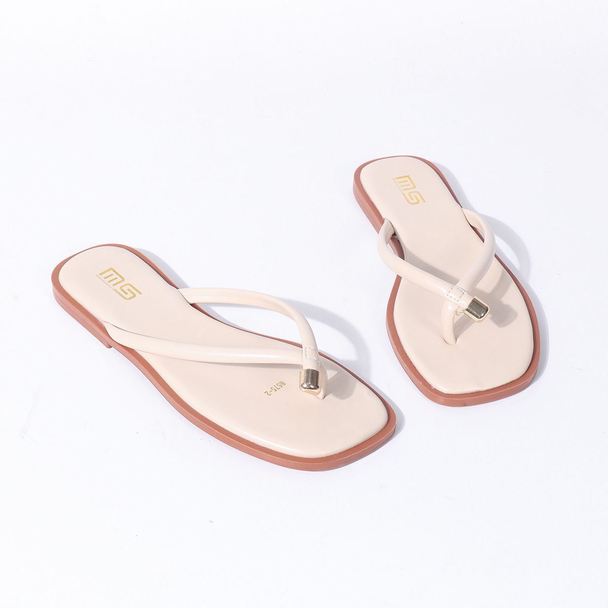 Vintage-Inspired Square-Toe Thong Sandals With Gold Buckle Detail - Lightweight Casual Flat Slides For Women_vogvips.com