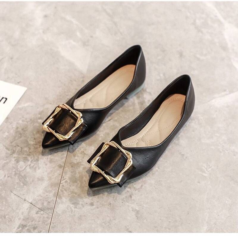 2026 New Flat Versatile Pointed Toe Spring And Autumn Shallow Loafers Soft Leather Large Size Women's Shoes 41-43_vogvips.com