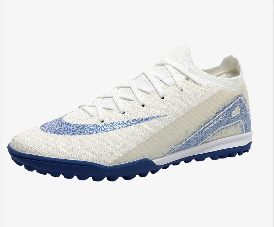 Football Shoes For Men And Women, Low Cut AG Long Nail Outdoor Grass TF Broken Nail Professional Football Shoes_vogvips.com