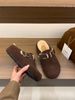 Luxury Faux Fur-Lined Clogs – Cozy Winter Slippers With Non-Slip Sole (Plush Fleece Interior, Neutral Tones, Indoor/Outdoor Wear)_vogvips.com