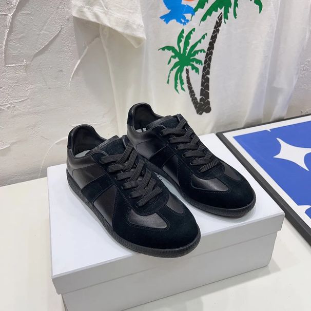 New In Stock German Training Shoes For Couples, Color-Blocked, Versatile, Thick-Soled Sneakers, Height-Increasing Casual_vogvips.com