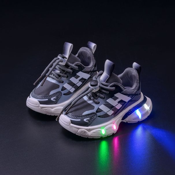 2026 Spring Summer New Breathable Light-Up Sneakers Alphabet Casual Running Boys Sensor Baby Light Shoes Trend_vogvips.com