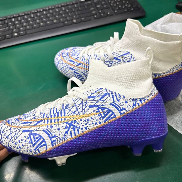Soccer Shoes Men's And Women's Broken Nails Student Youth Grass Spike Game Training Shoes_vogvips.com
