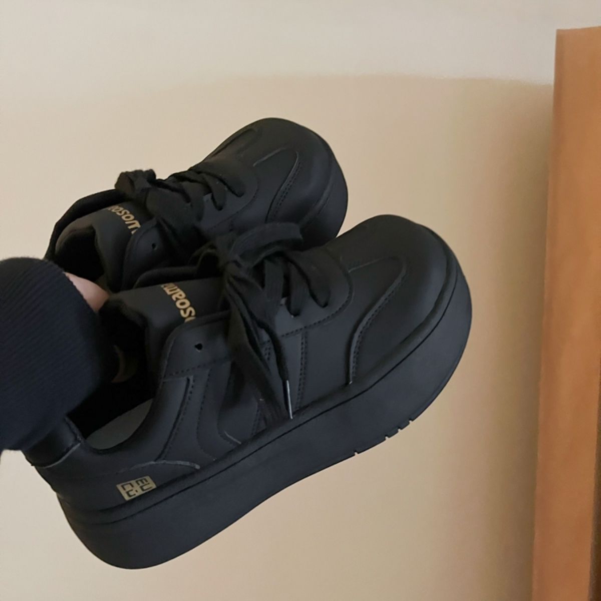 Korean Black Women's 2025-1 Spring New Thick-soled Casual And Versatile Sports Bread Shoes_vogvips.com