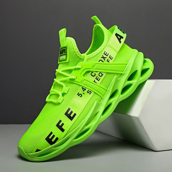 New Explosive Outdoor Sports Casual Shoes Breathable Lightweight Large Size Slip-on Style Running Shoes_vogvips.com