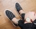 A Man Is Wearing A Pair Of Slippers Made Of Plush Fabric, A Pair Of Casual Canvas Shoes Made Of Linen, And A Pair Of Men's Slippers._vogvips.com