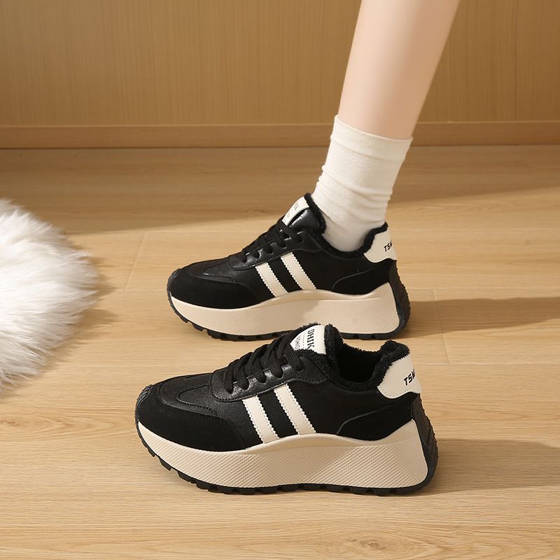 Korean Version Of White With Plush Height Increasing Foot Enhancing Features For Little Girls, Autumn And Winter_vogvips.com