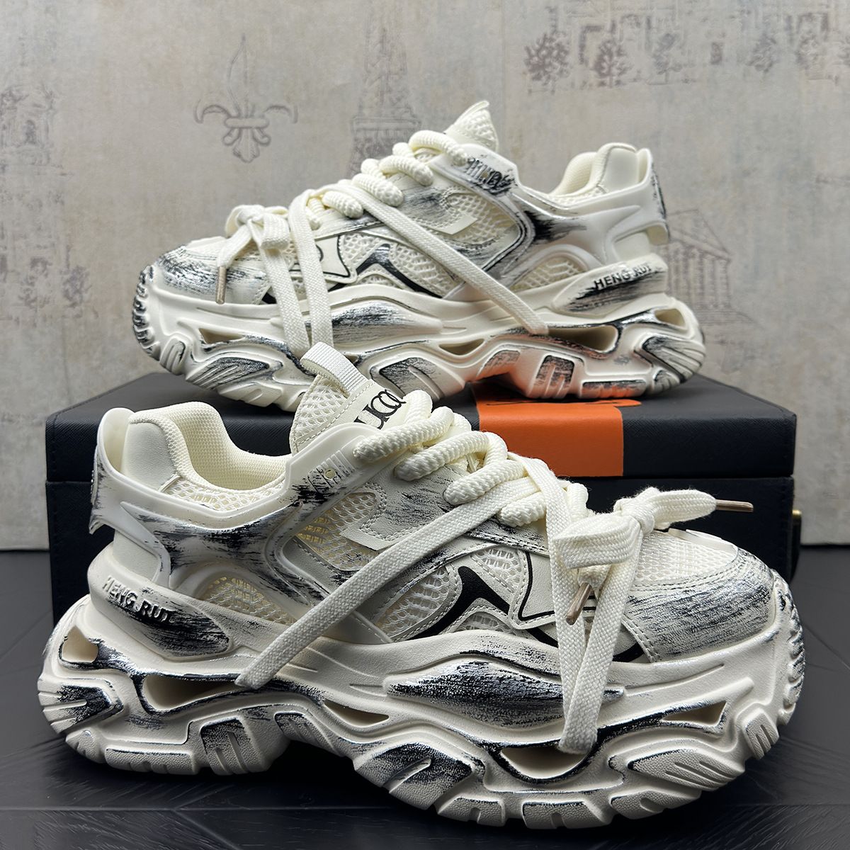 Men's Dad Shoes Chunky Retro Sneakers Street Style Breathable Distressed Thick Sole Height Increasing Casual Athletic Shoes_vogvips.com