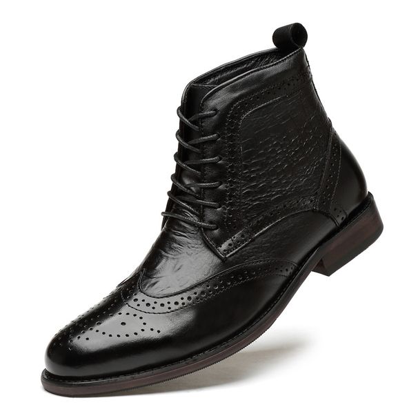 Men's Pointed Shoes Front Lace-up Low-heeled Casual Men's Carved Chelsea Boots_vogvips.com