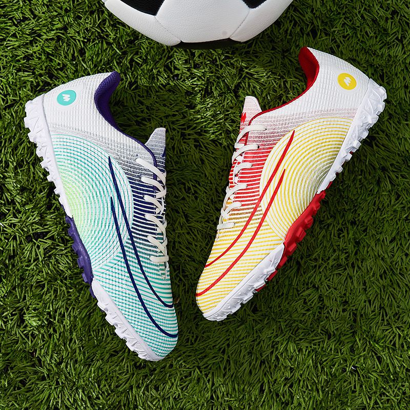 Soccer Shoes Soccer Shoes For Men Crushing Nails Ronaldo In AG Short Nails Junior Student Game Training Shoes For Soccer Shoes_vogvips.com