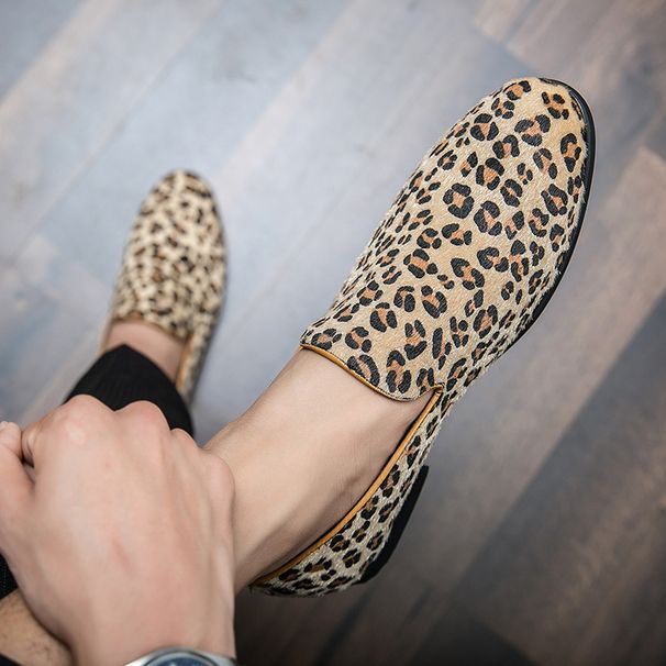 2025s Hair Stylist Loafers Men British Style Personality Trend Leopard Print Slip-On Lazy Nightclub Height Increasing Casual_vogvips.com