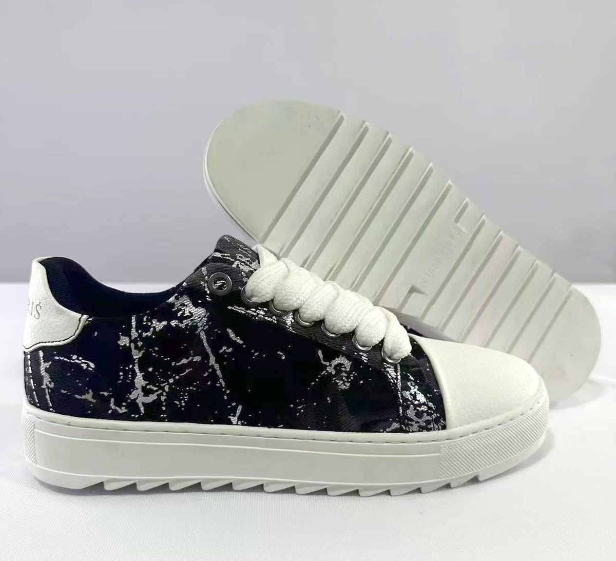 New Luxury Brand NUMERIS Low Cut Fashionable Casual Shoes, European Hip-hop Handmade Painted Neutral Retro Sports Board Shoes_vogvips.com