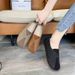 Soft Soled Mom Flat Bottomed Anti Slip Versatile Single Shoe 2025 New Spring And Autumn Wide Soft Leather Grandma Shoes_vogvips.com