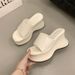 2026 Summer New European Style Thick-Soled Outdoor Sandals Petite Women, Fashionable, Comfortable, Versatile_vogvips.com