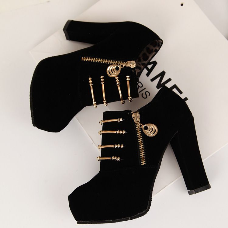 New European And American Style Chunky Short For Women, High Heel Ankle With Side Zipper, Martin Boots_vogvips.com
