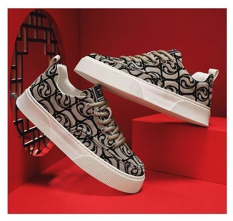 Canvas Shoes Men Low Top Summer 2026 New Niche Low Top Printed Board Shoes Men Thick Sole Sports Casual Fashion Shoes_vogvips.com