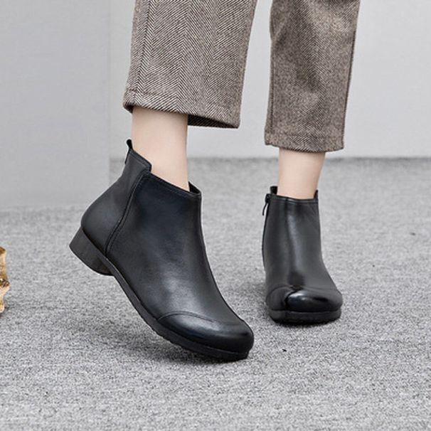 2024 Autumn Winter Flat Soft Sole Square Toe Solid Color Shoes Large Size Women's Leather Boots_vogvips.com
