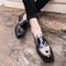 Euro Step 2025 New Four Seasons Hairstylist Casual Pointed British Style Leather Thick Sole Brogue Men Shoes_vogvips.com